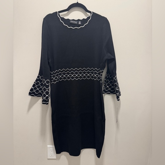 Bell Sleeve Knit Dress - Picture 3 of 6